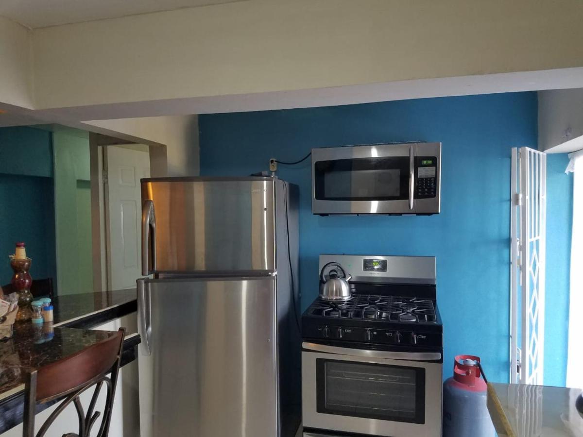 Apartamento Bella Vista Vacation Montego Bay Exterior foto